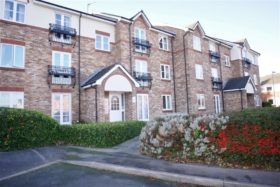 2 Bedroom Ground Fla...